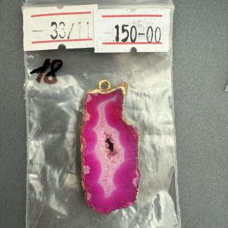 Друза 18 зріз агат, розмір 33/11 мм, 
1 петля, відтінок рожевий, оправа золото