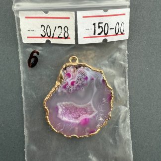 Друза 6 срез агата, 30/28 мм, 1 петля, відтінок рожевий, оправа золото