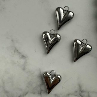 Підвіс Серце продовгувате, нерж сталь
.
Розмір 13/16 мм 
.
Ціна за шт