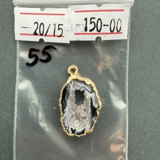 Друза 55 зріз агат, розмір 20/15 мм, 1 петля, відтінок чорний, оправа золото