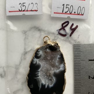 Друза 84 зріз агат, розмір 35/23 мм, 1 петля, відтінок чорний, оправа золото.