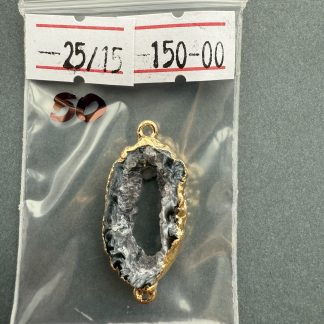 Друза 50 зріз агат, розмір 25/15 мм, 2 петлі, відтінок чорний, оправа золото