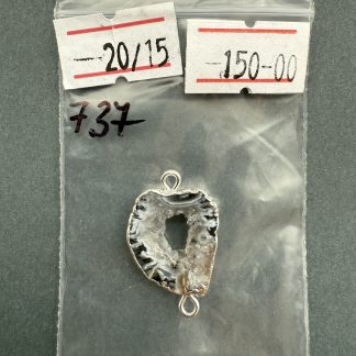 Друза 737 зріз агат, розмір 20/15 мм, 2 петлі, відтінок чорний, оправа срібло