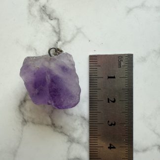 Кулон Аметист, крупний Фріформ
.
Розмір 2-3,5 см
.
Ціна за шт