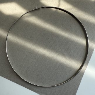 Основа Чокер , латунь з роздуванням
.
Розмір товщина 6 мм, діаметр 38 см 
.
Ціна за шт