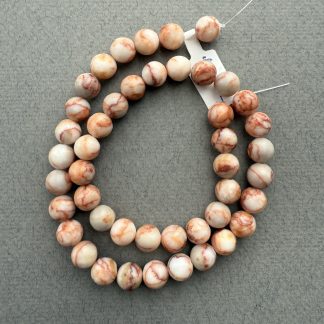 Намистини яшма Беж, форма куля. 
.
розмір 8 міліметрів, довжина 38 см. 
.
Ціна за нитка.