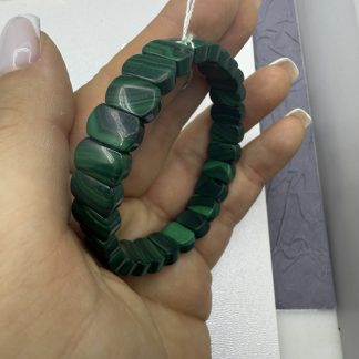 Браслет Малахіт, форма плитка гладка
Розмір 16 см розмір, плитка 12/8 мм
.
Ціна за шт