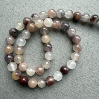 Намистини Нефрит, відтінок Беж, гладка куля. 
.
Розмір 8 мм, розмір довжина 39 см. 
.
Ціна за нитку.