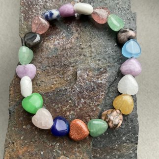 Браслет Асорті, форма сердечко.
Розмір намистини 10-10мм, розмір 17см обхвату.
Ціна за шт.