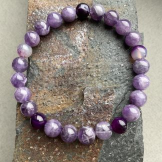Браслет Аметист, форма кругла, гладка.
Розмір намистини 8мм, розмір 18см обхвату.
Ціна за шт.