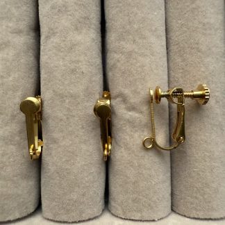 Швензи Кліпси Винт, нержавіюча сталь, відтінок тепле жовте золото. Надійна класична модель, waterproof 
.
Розмір 9/15 мм 
.
Ціна за пару