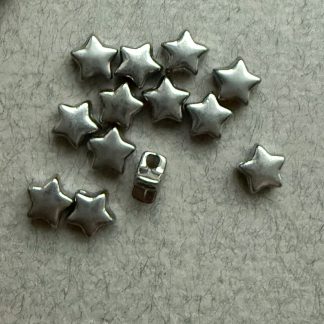 Намистина Зірка, ювелірна сталь з позолотою, відтінок насичений срібло і тепле жовте золото
.
Розмір 6 мм , отвір наскрізь
.
Ціна за шт